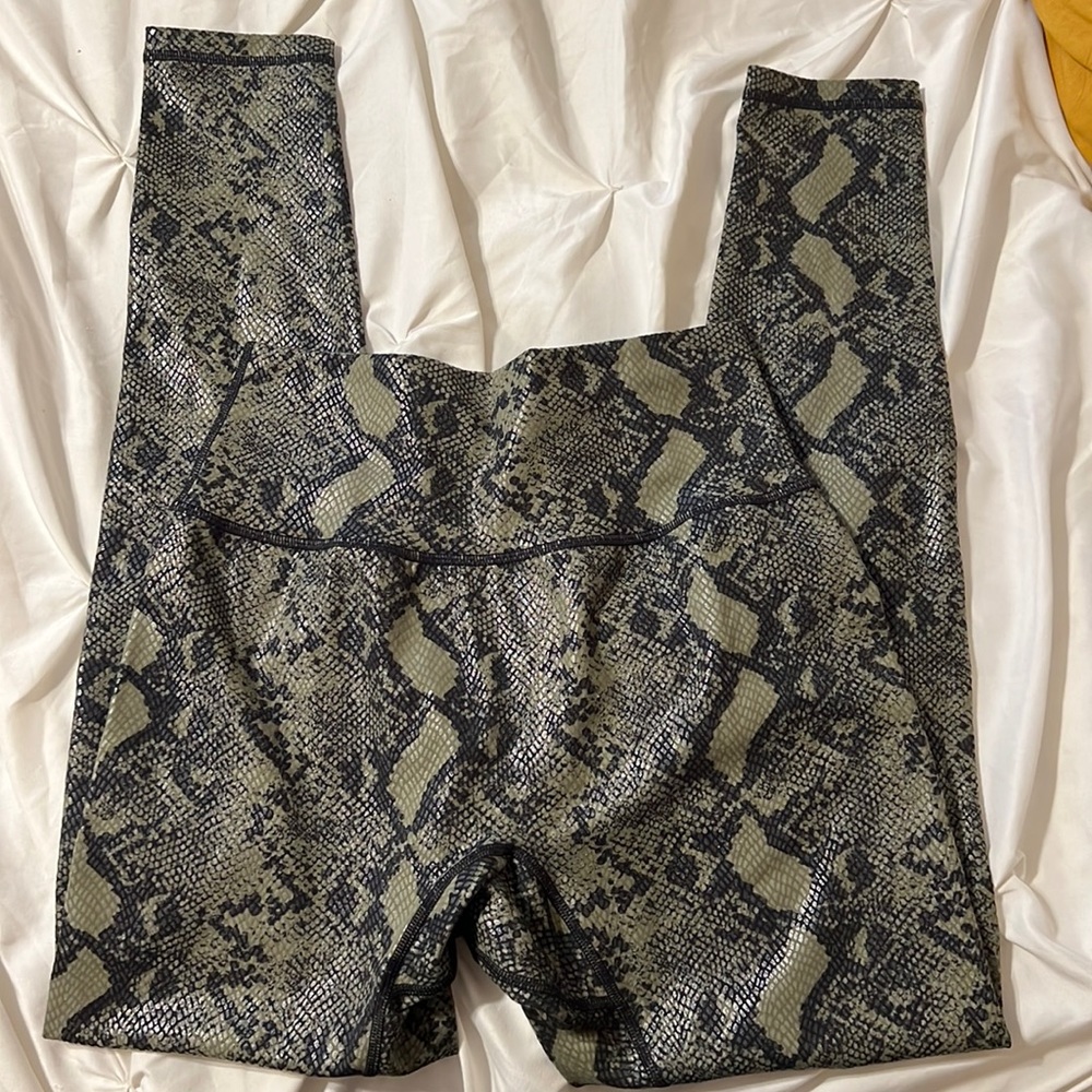 BuffBunny Rebel V2 Leggings